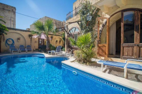 Отель Gozo Zebbug Ta Nina B&B  Зеббудж